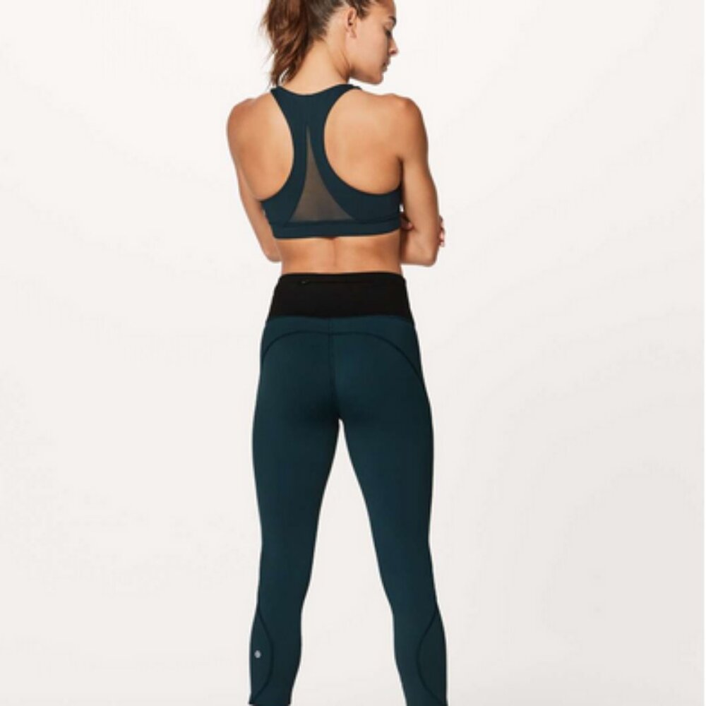 Lululemon Invigorate bra in black, 10